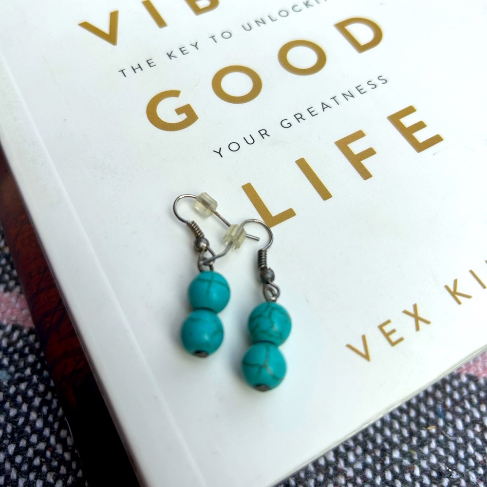 ๐ฅ Turquoise stone. 2 stone bead earrings. Real stones. - Picture 1 of 2